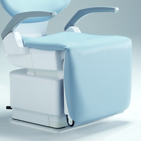 Fauteuil chaise BELMONT EURUS S4 avec unit fouets à très grand débattement, tablette ou cart mobile 