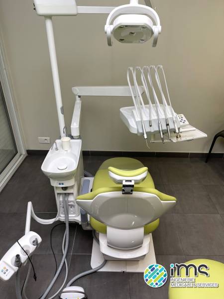 Fauteuil BELMONT CLESTA eIII avec pompe hydraulique (silence, longévité, douceur des mouvements), repose-nuque double-articulation, mouvements du fauteuil, positions programmées et retour à zéro.