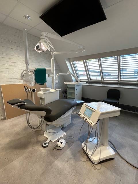 Fauteuil SELECT DENTAL Selectron MK2, version Selectronic MK2 avec cart